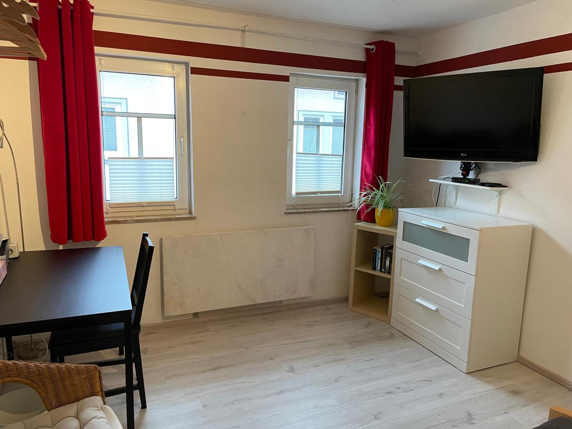 Exklusive Zimmer Mit Geteiltem Bad Und Kueche Om Stadtilm Bagian luar foto
